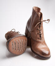 LaceBoots Taupe Officine Creative